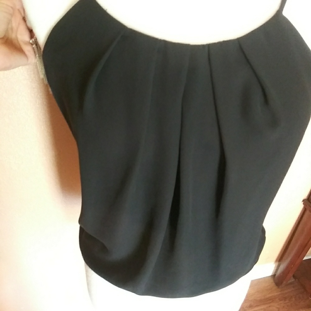 Express sleeveless black top